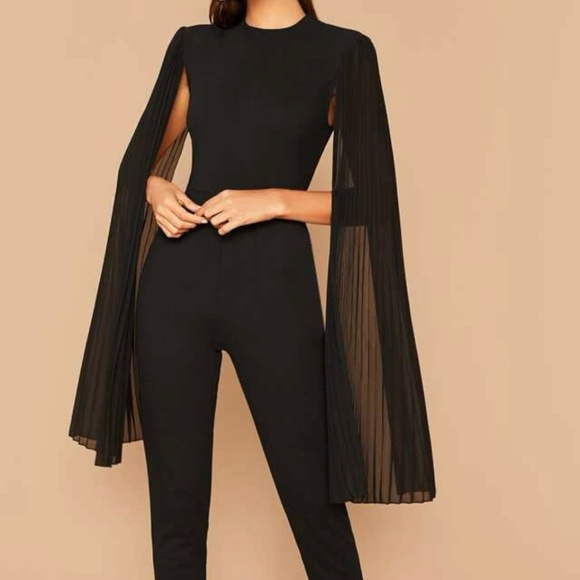 Elegant Black One-Piece Jumpsuit with Cloak Sleeves